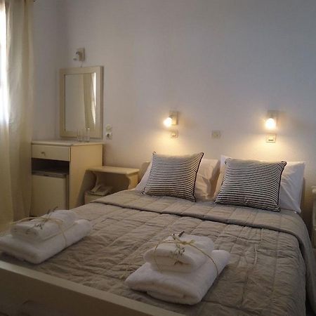 Porto Carra Hotell Fira  Exteriör bild