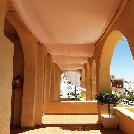Porto Carra Hotell Fira  Exteriör bild